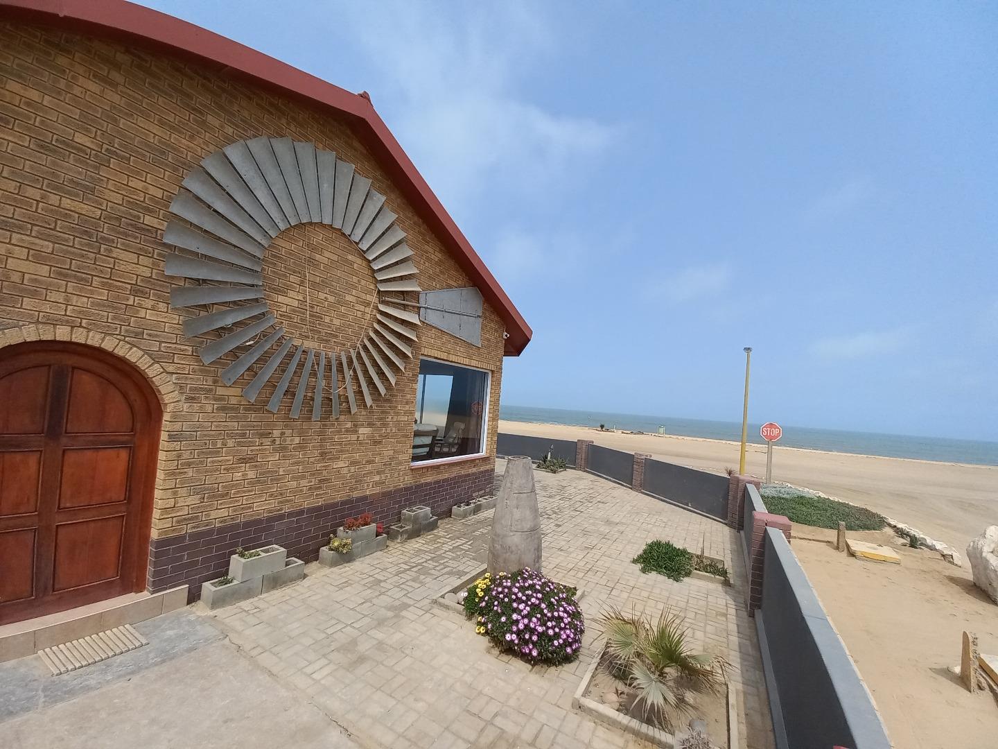 4 Bedroom House for Sale - Erongo