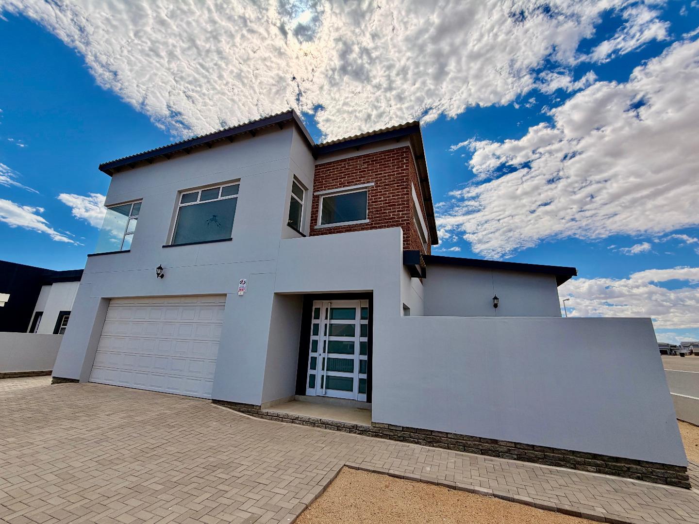 4 Bedroom House for Sale - Erongo