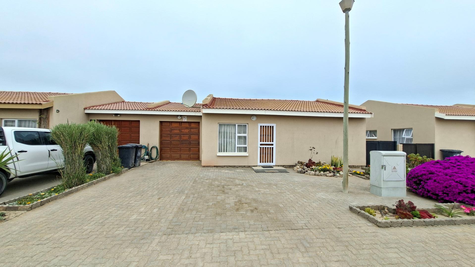 2 Bedroom House for Sale - Erongo