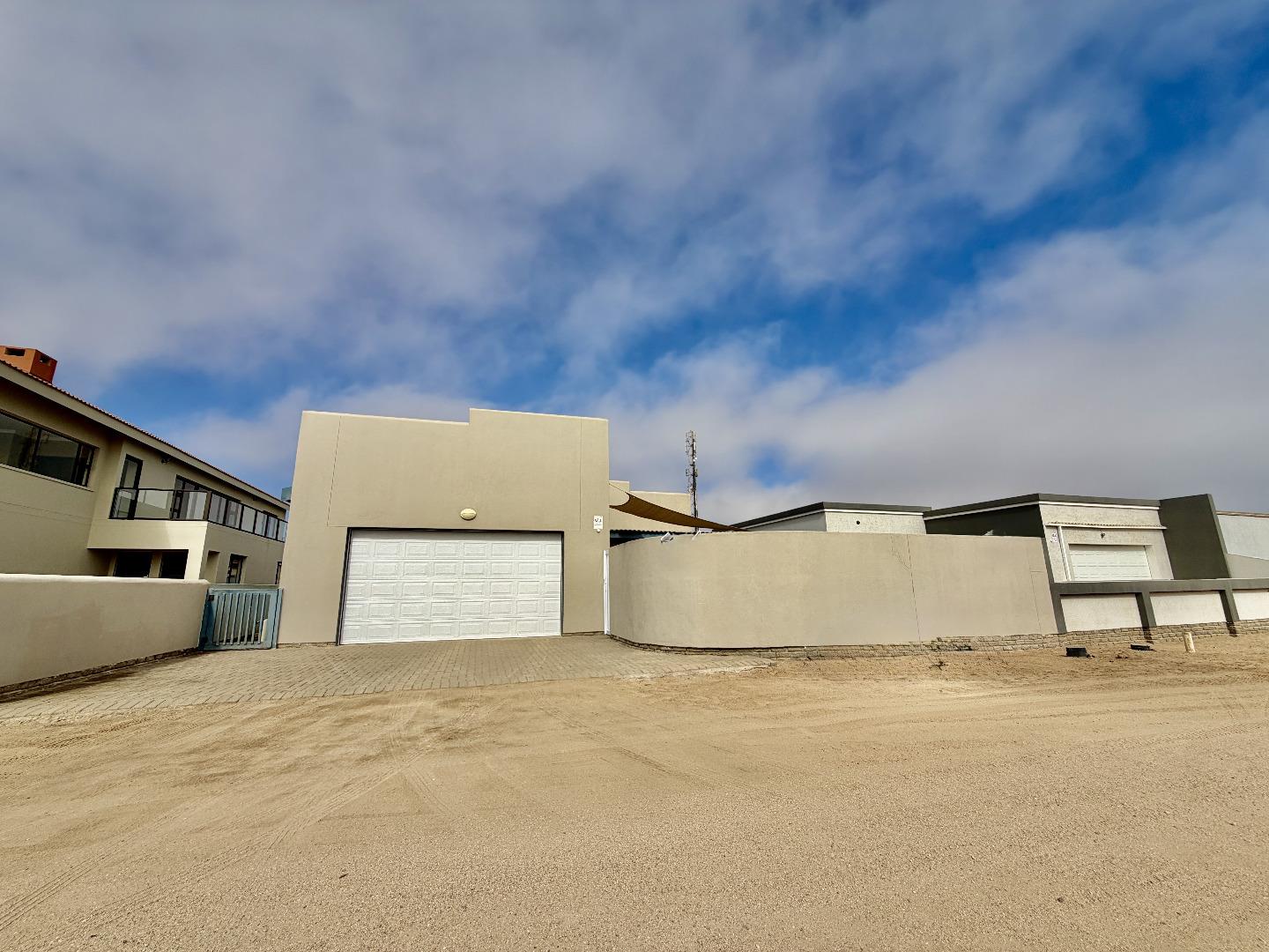 4 Bedroom House for Sale - Erongo